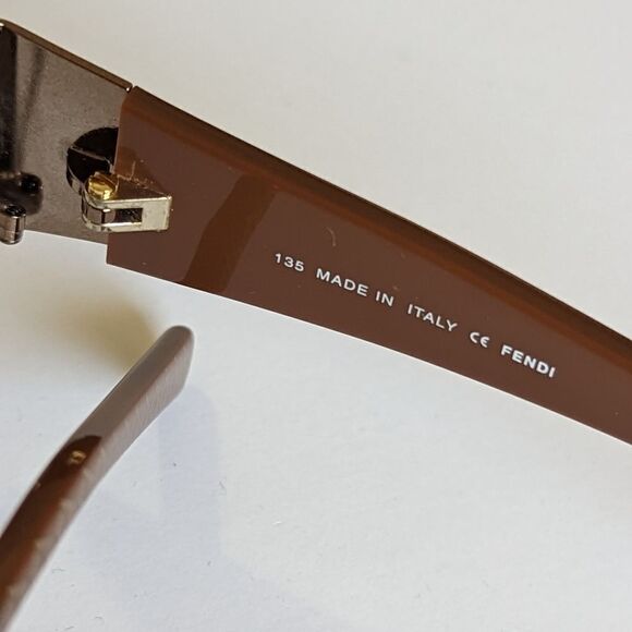 FENDI NWOB Women's Gold & Bronze Brown Logo Eyeglasses Fendi optical frames - Picture 11 of 15